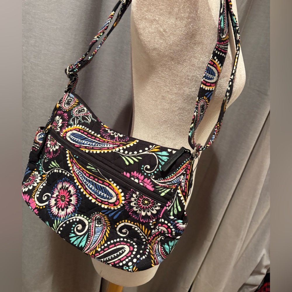 NWOT Vera Bradley Adjustable Strap Purse in Bandana Swirl Print